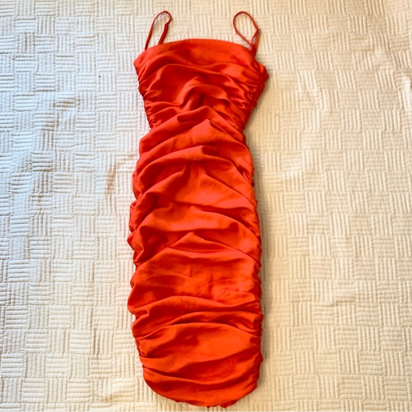 Nookie Elegant Orange Ruched Dress Size Small - Picture 4 of 10